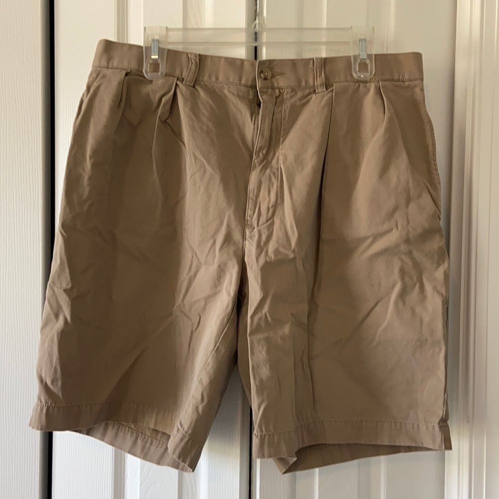 Men's Natural Tyler Pleated Chino Short
